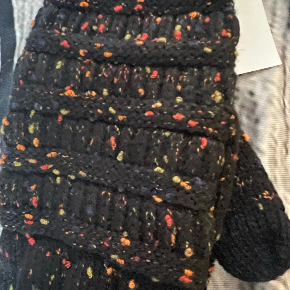 Sock and Glove bundle 4 pcs